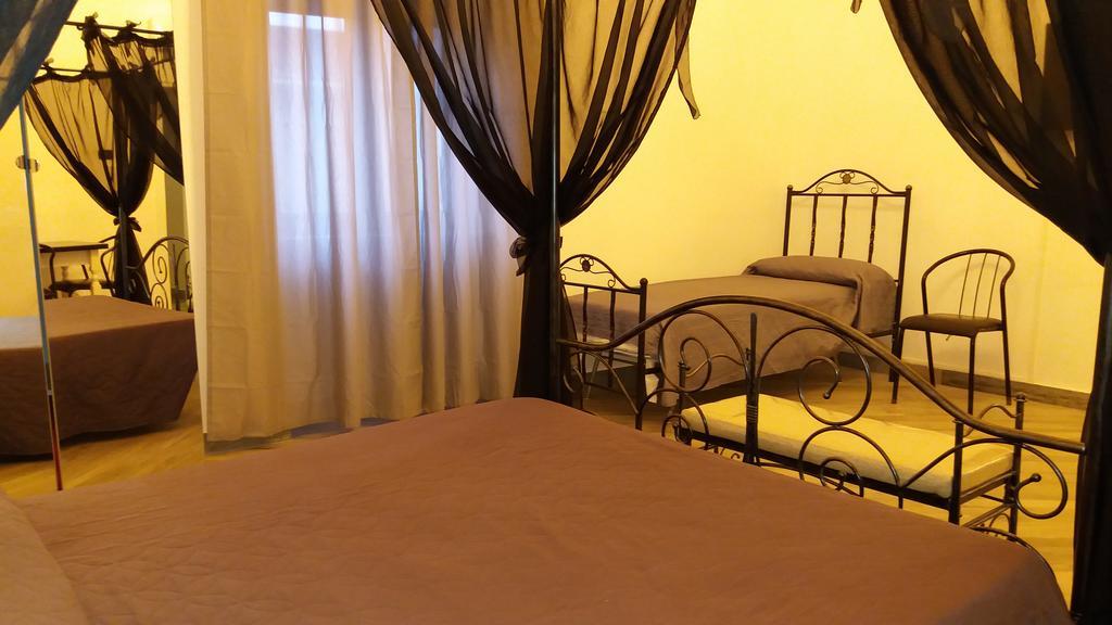 Pompei Holiday Rooms Esterno foto