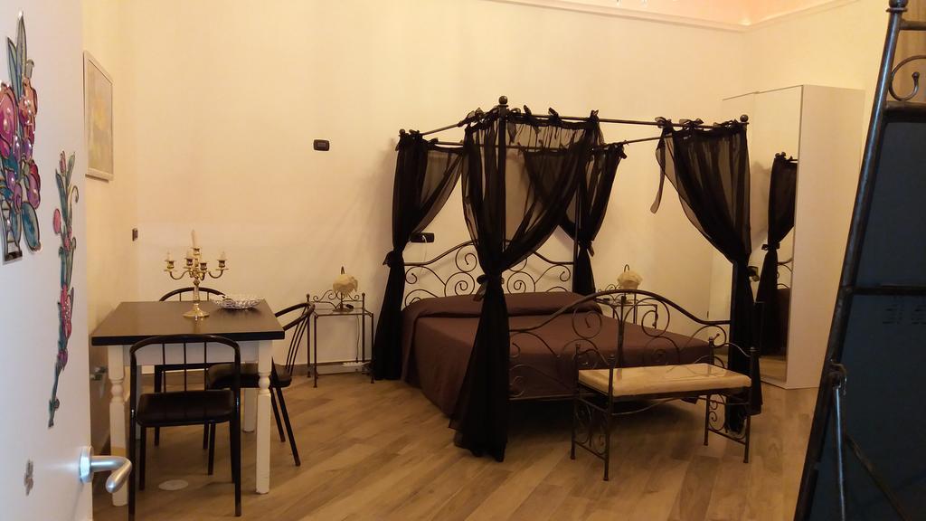 Pompei Holiday Rooms Esterno foto